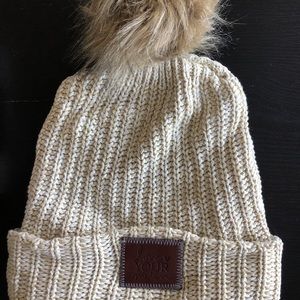 Authentic, never worn Love Your Melon beanie Pom